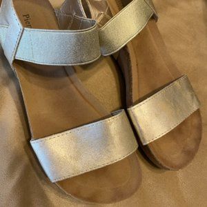 Pierre Dumas Gold Suede and Cork Wedges/Sandals - Size 9 - NWOT
